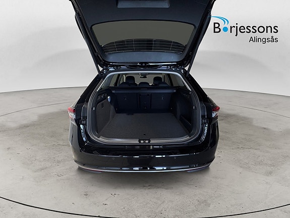 Skoda Superb 13 of 13
