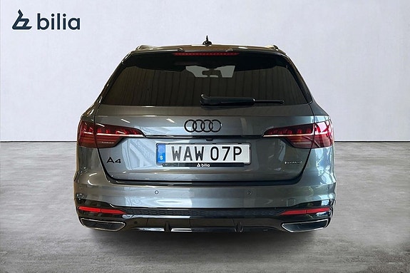 Audi A4 5 of 26