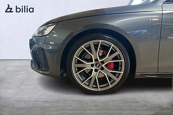 Audi A4 16 of 26