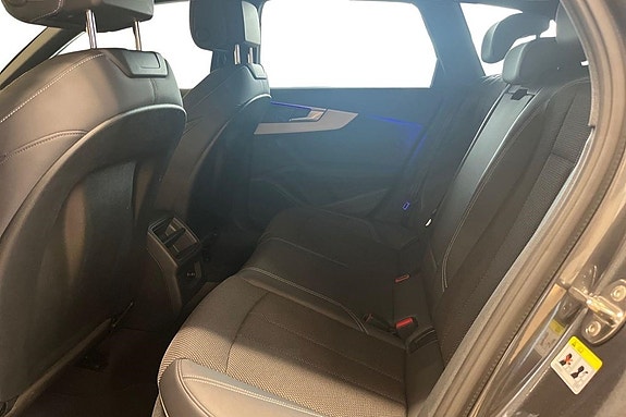 Audi A4 12 of 26