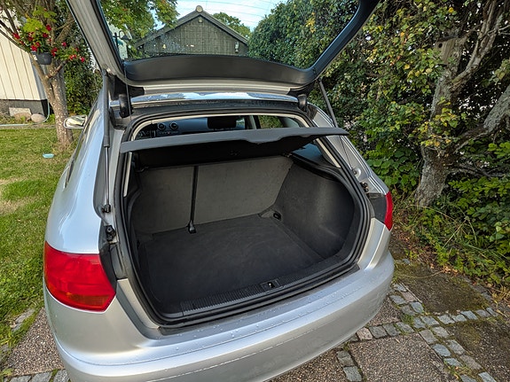 Audi A3 4 of 11