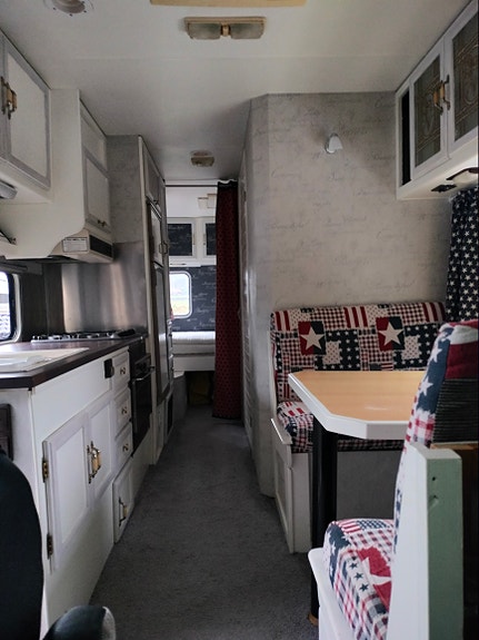 Ford E350 Coachman 6 of 13
