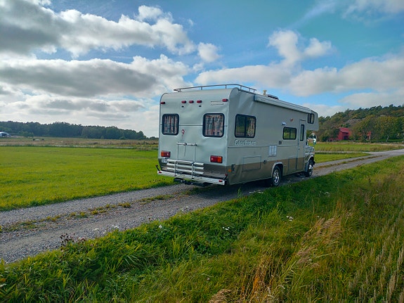 Ford E350 Coachman 4 of 13