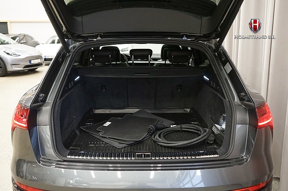 Audi Q8 27 of 29