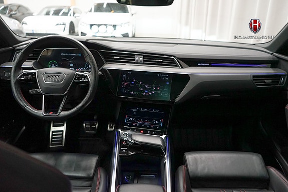 Audi Q8 15 of 29