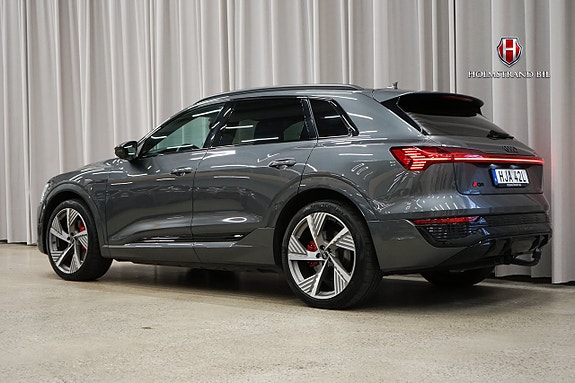 Audi Q8 5 of 29