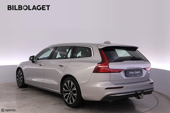 Volvo V60 4 of 25