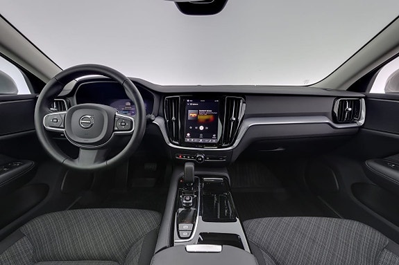 Volvo V60 7 of 25