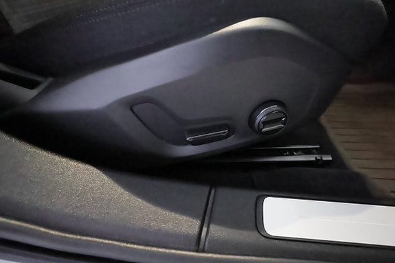 Volvo V60 18 of 25