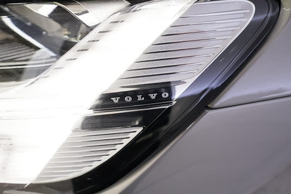 Volvo V60 11 of 25