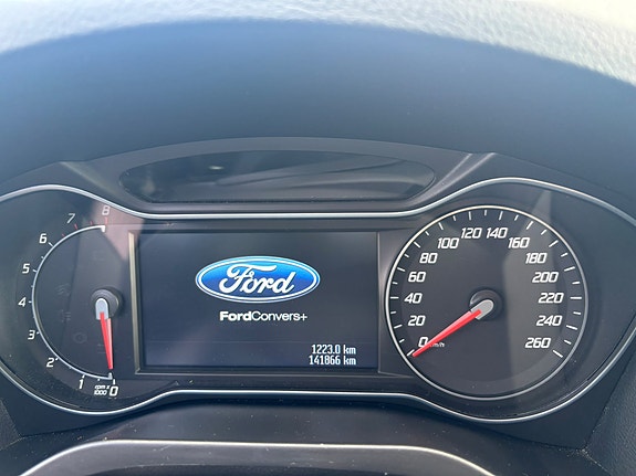 Ford S-MAX 5 of 9