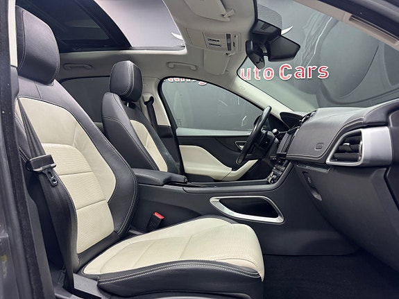Jaguar F-PACE 24 of 27