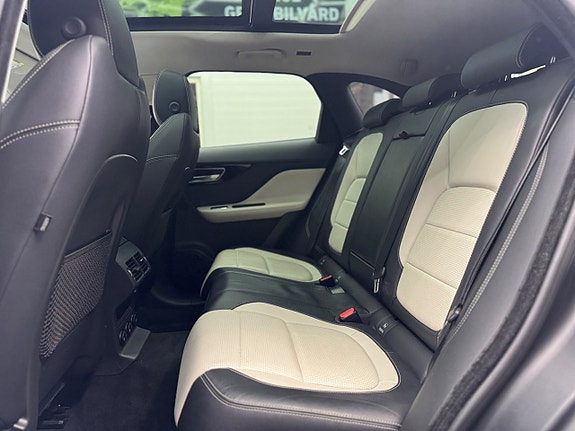 Jaguar F-PACE 6 of 27