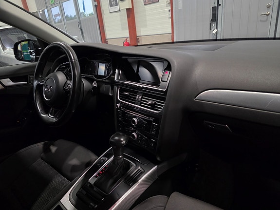 Audi A4 16 of 19