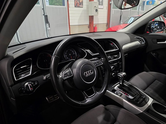 Audi A4 9 of 19