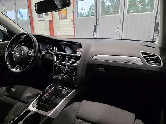 Audi A4 13 of 19