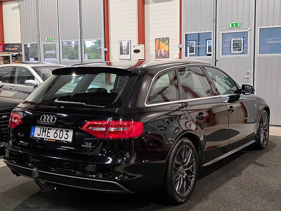 Audi A4 5 of 19