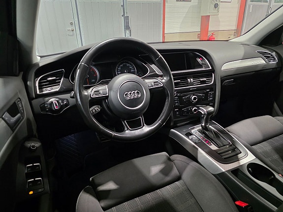 Audi A4 11 of 19