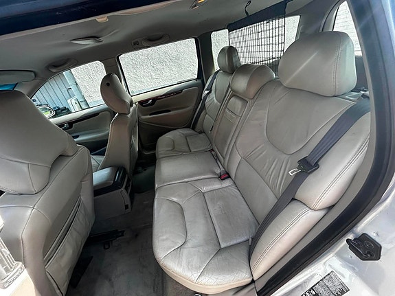 Volvo V70 10 of 10