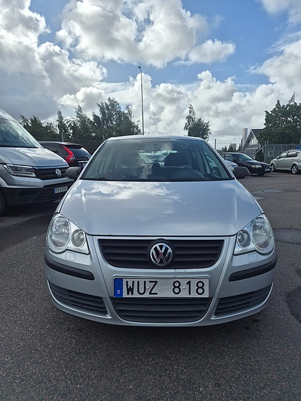 Volkswagen Polo 3 of 16