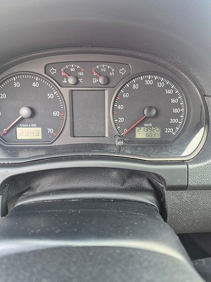 Volkswagen Polo 12 of 16