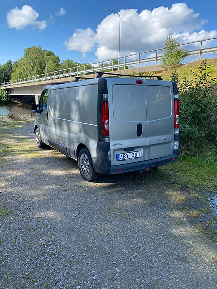Opel Vivaro 5 of 10