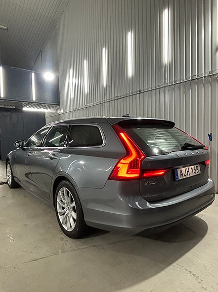 Volvo V90 4 of 9
