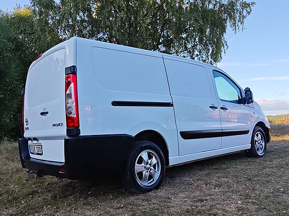 Toyota Proace 9 of 12