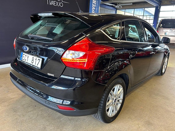 Ford Focus 3 of 17