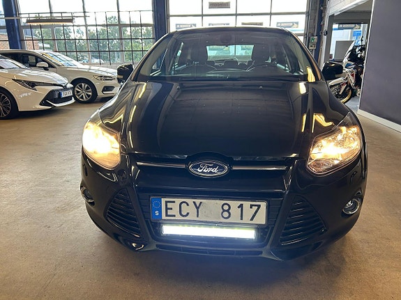 Ford Focus 4 of 17