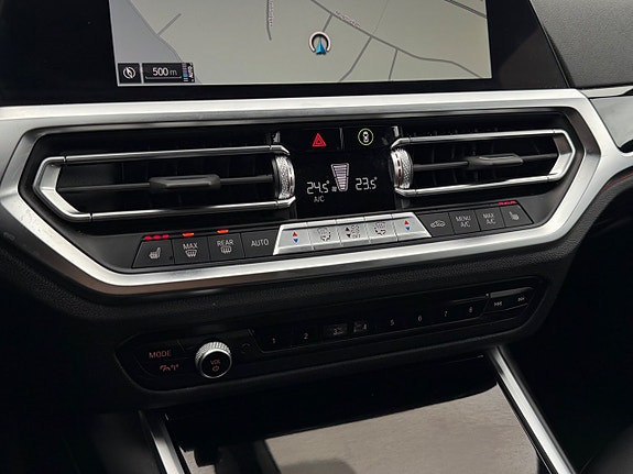 BMW 330e 14 of 30