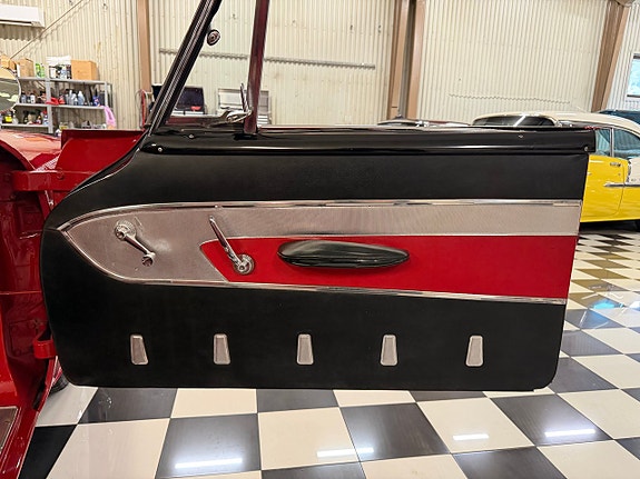 Dodge Custom Royal 21 of 24