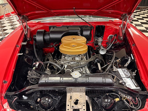 Dodge Custom Royal 14 of 24