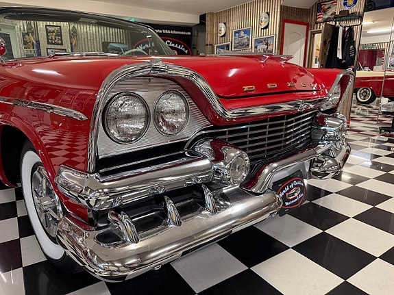Dodge Custom Royal 3 of 24