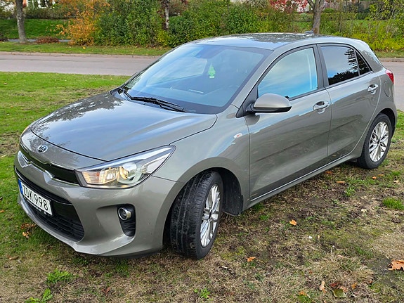Kia Rio 2 of 11