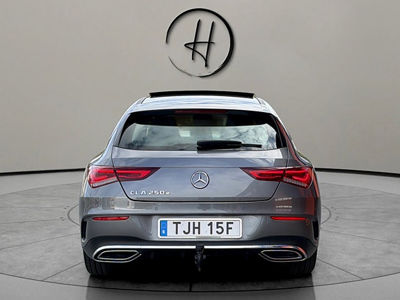 Mercedes-Benz CLA250 e 4 of 30
