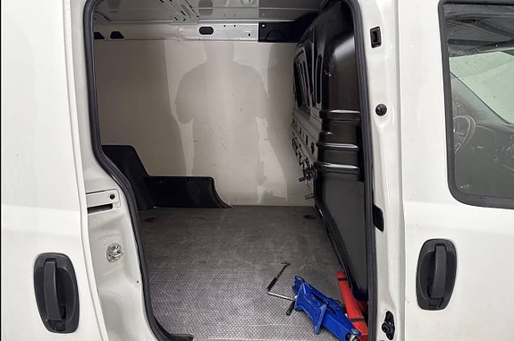 Fiat Doblo 9 of 11