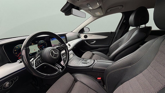 Mercedes-Benz E300 7 of 30