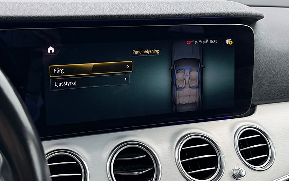 Mercedes-Benz E300 18 of 30