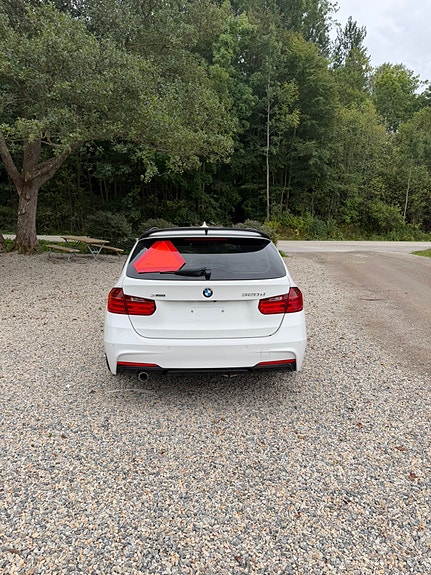 BMW 320d 3 of 14