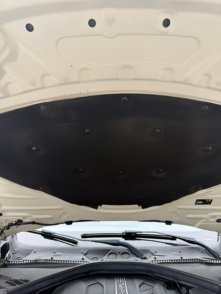 BMW 320d 14 of 14