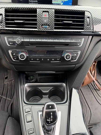 BMW 320d 8 of 14