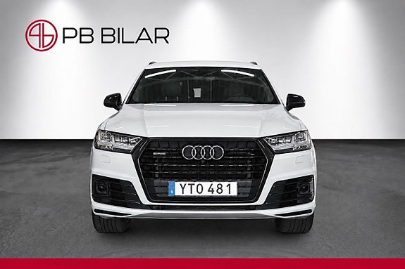 Audi Q7 3 of 27