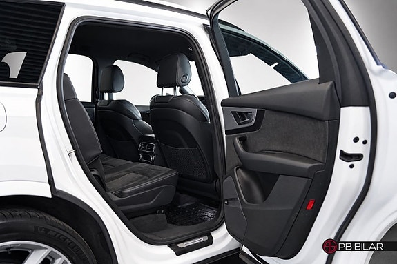 Audi Q7 15 of 27