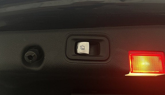 Mercedes-Benz E220 d 27 of 28