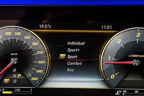 Mercedes-Benz E220 d 15 of 28
