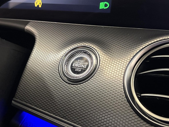 Mercedes-Benz E220 d 18 of 28