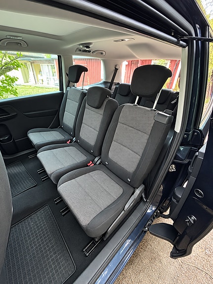 Volkswagen Sharan 9 of 13