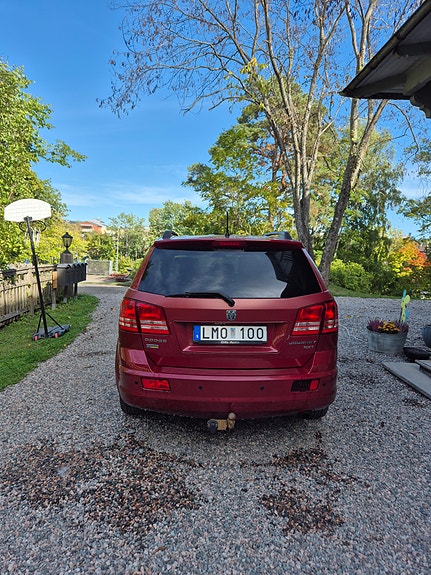 Dodge Journey 4 of 7