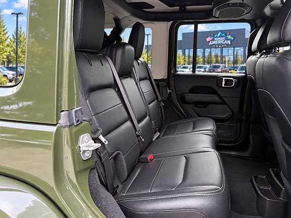 Jeep Wrangler 11 of 20
